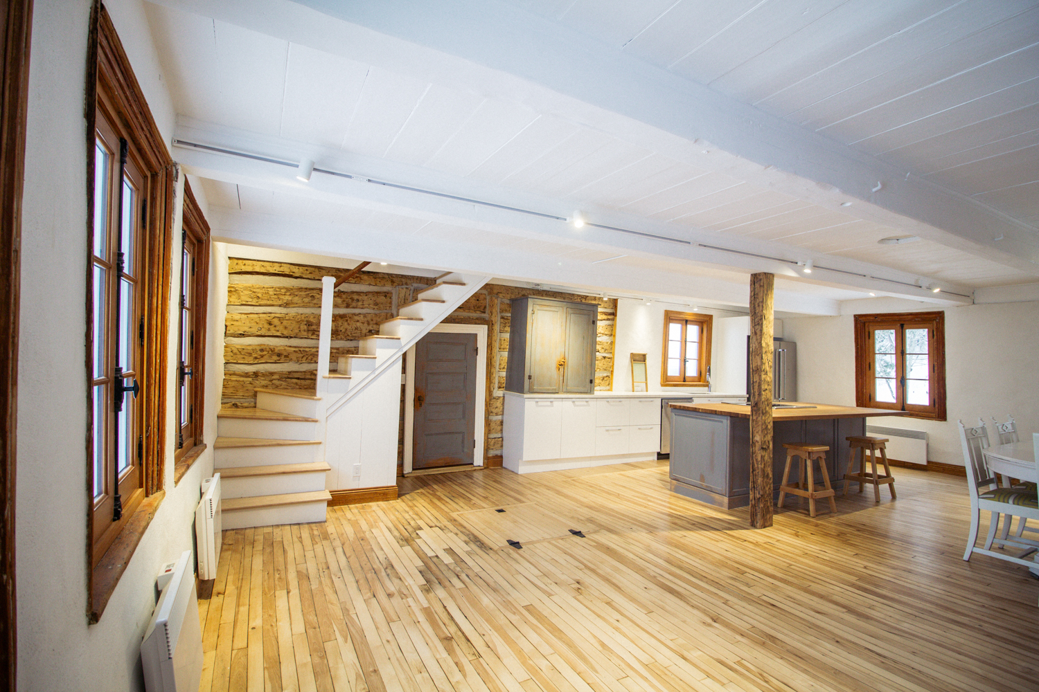 L'AÎNÉE DE SAINTIRÉNÉE gabrielleo.fortindesigner